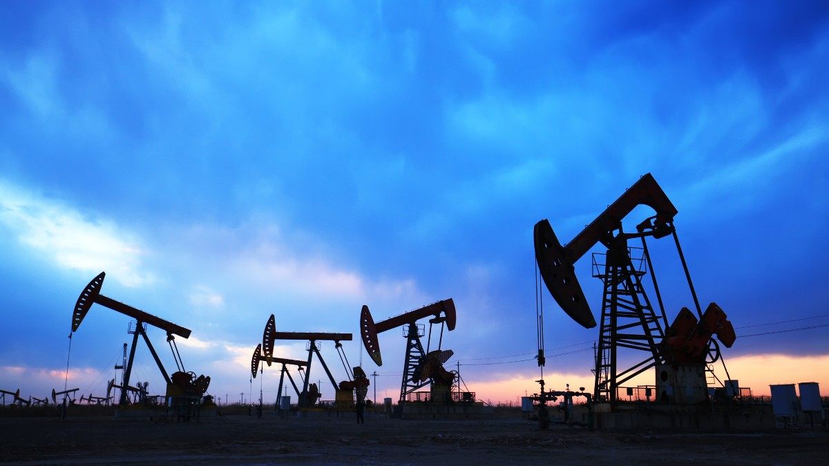 How the Oil & Gas Industry is Responding to Top Supply Chain Challenges | C.H. Robinson